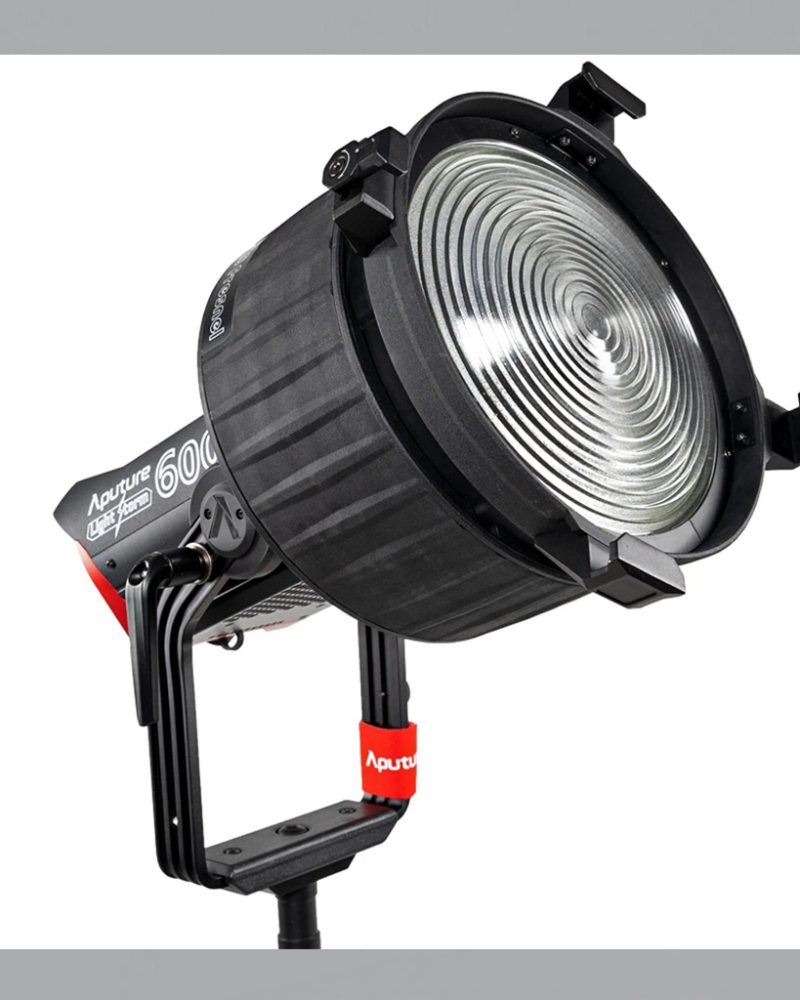 Aputure F10 Fresnel